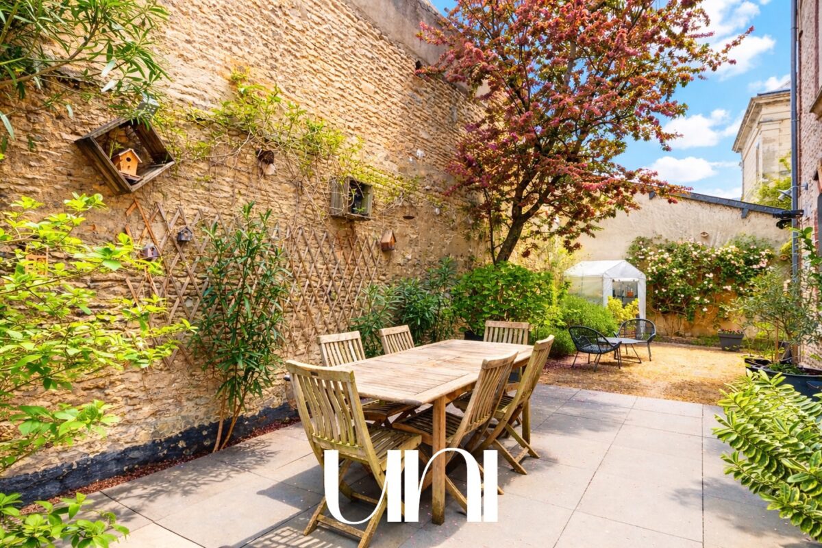 Maison T7 de 184 m2 avec garage - Caen rive droite