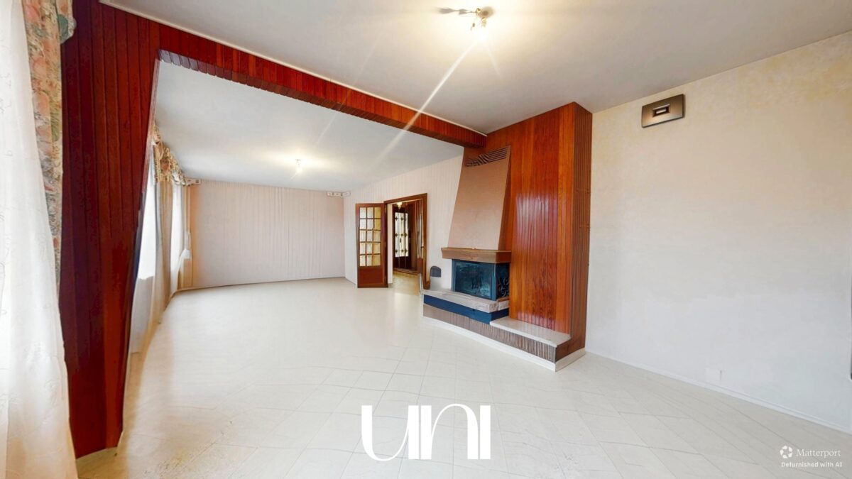 Maison T6 - 126m² - LOUVIGNY