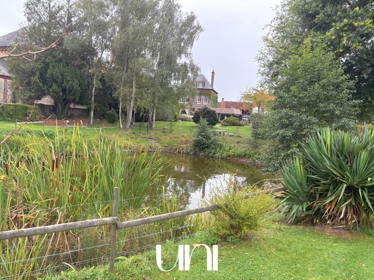 Maison T8 - 260M2 - Saint Julien le faucon