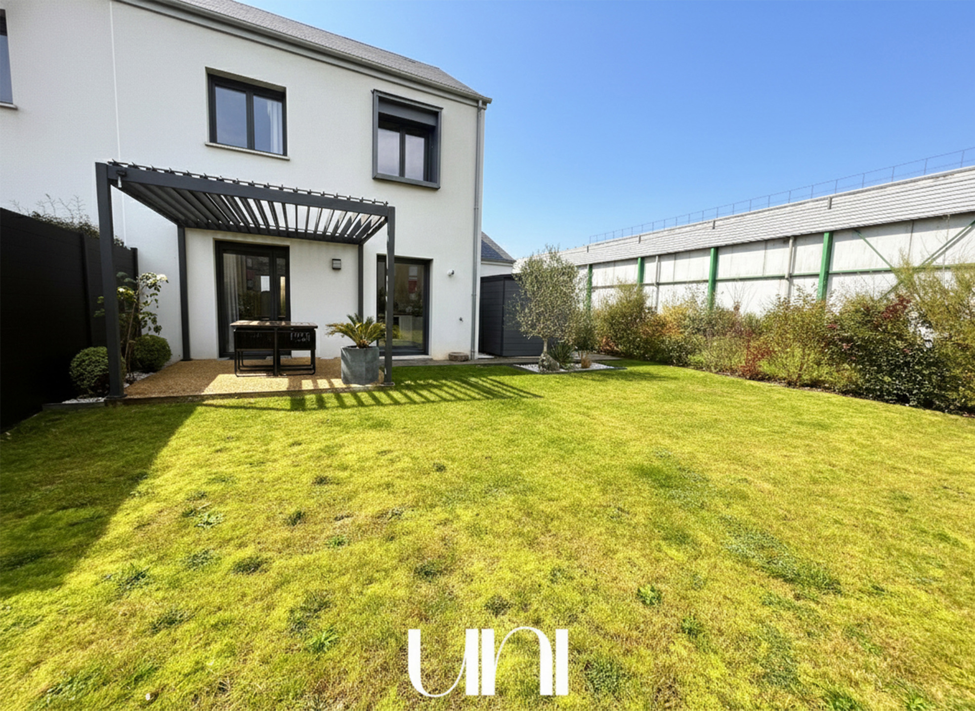 Maison de 80 m2 sur 334m2 situé à Colombelles