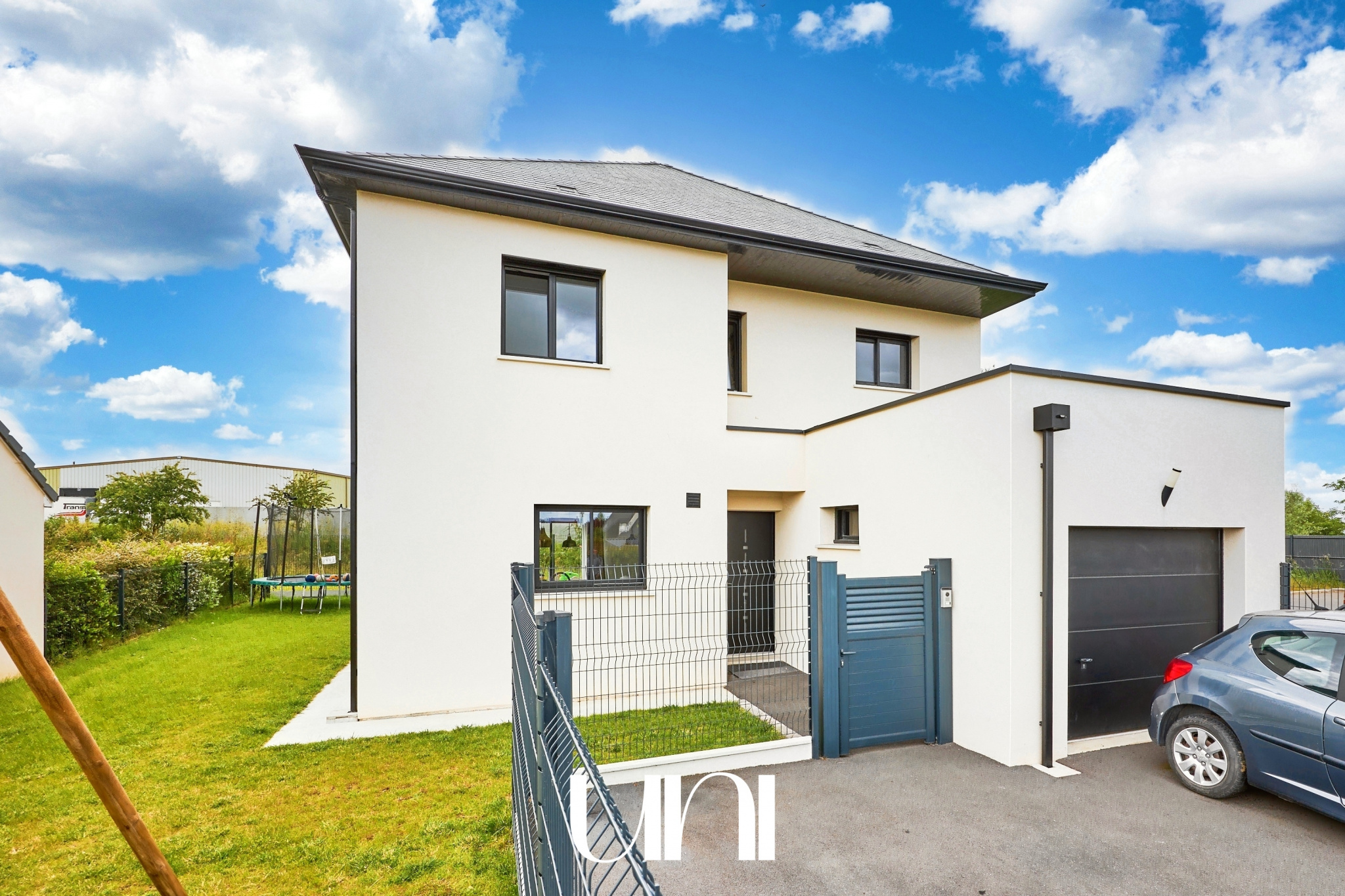 MAISON T5 DE 117m2 sur terrain de 310m2