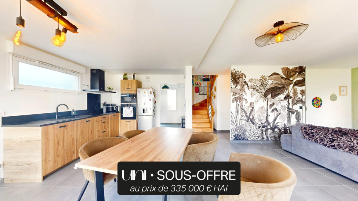 Maison T4 de 105m2 sur une parcelle de 418m2 à DOUVRES-LA-DELIVRANDE