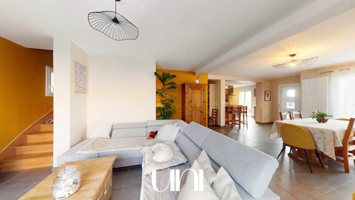 Maison T5 de 144 m2 avec un terrain de 627 m2