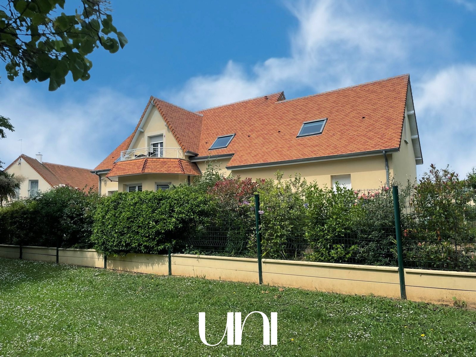 Maison T5 de 190m2 - Cormelles-le-Royal