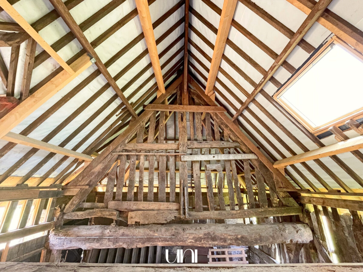 Ancien pressoir en Colombages à rénover