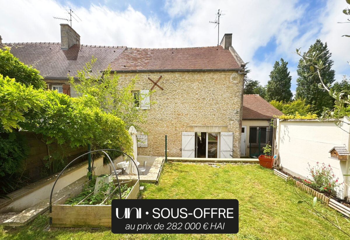 Maison T3 de 75 m2 avec jardin - SAINT CONTEST