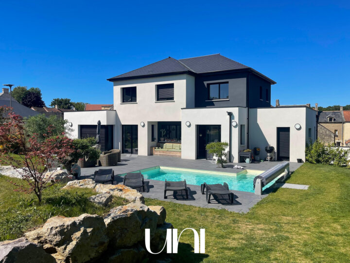 Maison T6 de 185 m2 sur terrain de 980 m2 - Douvres-la-Délivrande