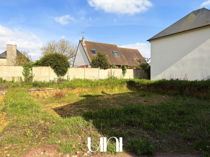 Terrain constructible à VERSON de 527 m2