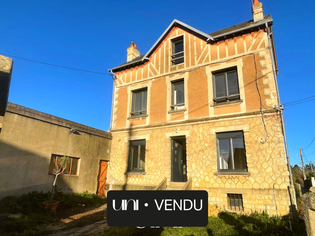 Maison BBC T6 de 147m2 avec dépendances et garage sur un terrain de 620m2