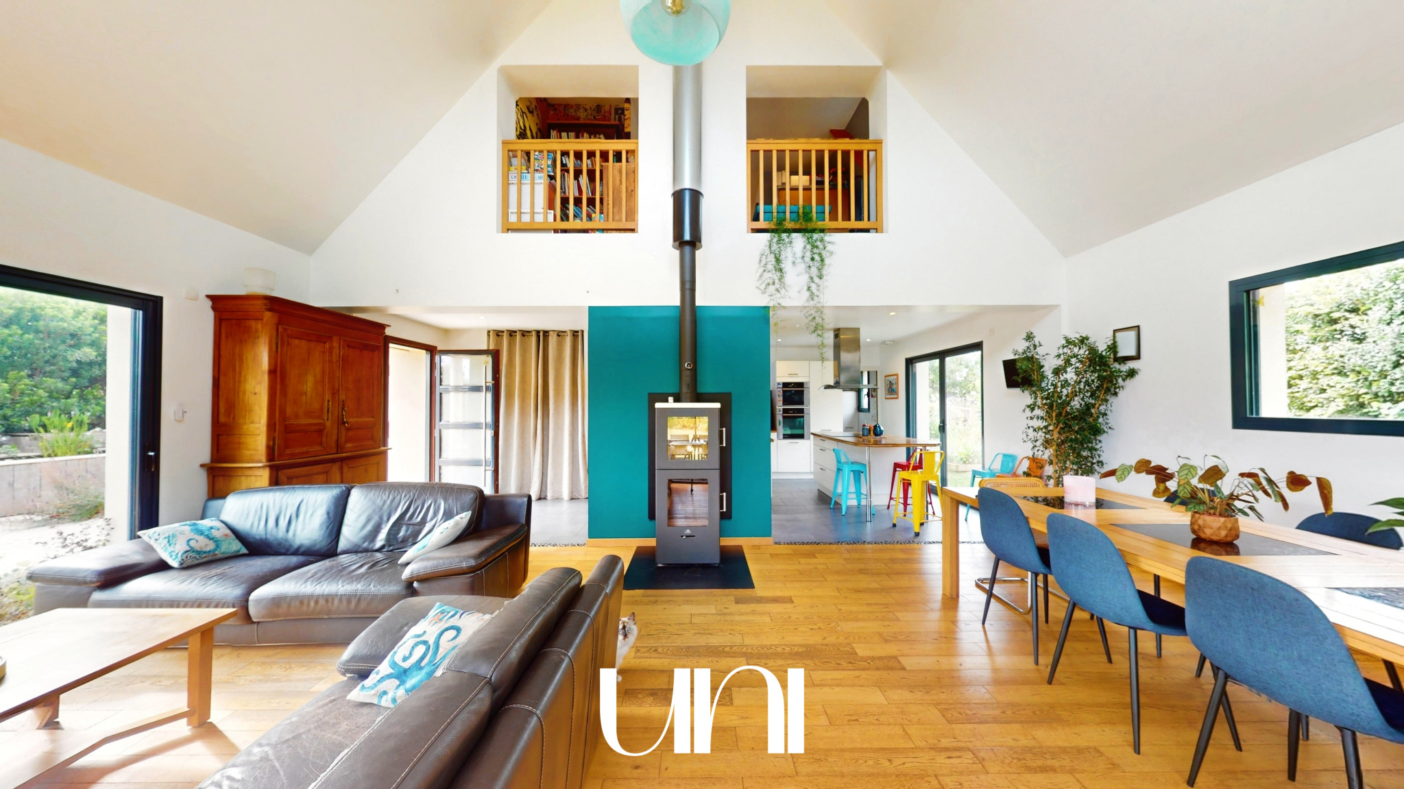 Maison T5 de 140 m2 sur terrain de 1201 m2 - BRETTEVILLE SUR LAIZE