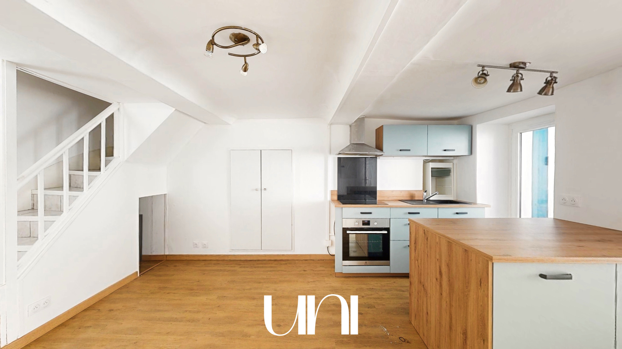 Maison de ville 3 pièces avec véranda & terrasse