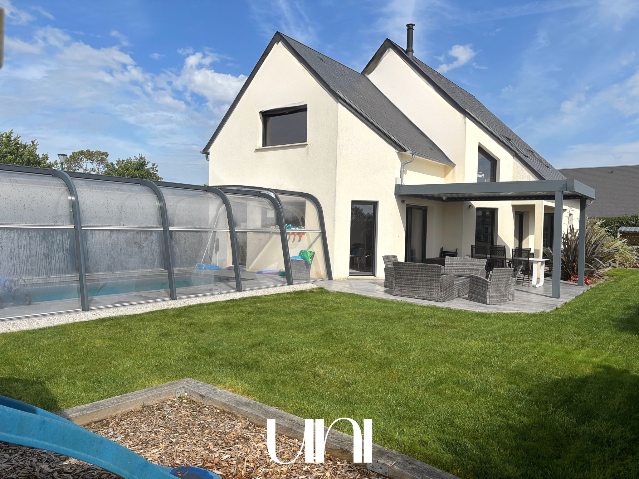 Maison T6 - 175m2 - Agy