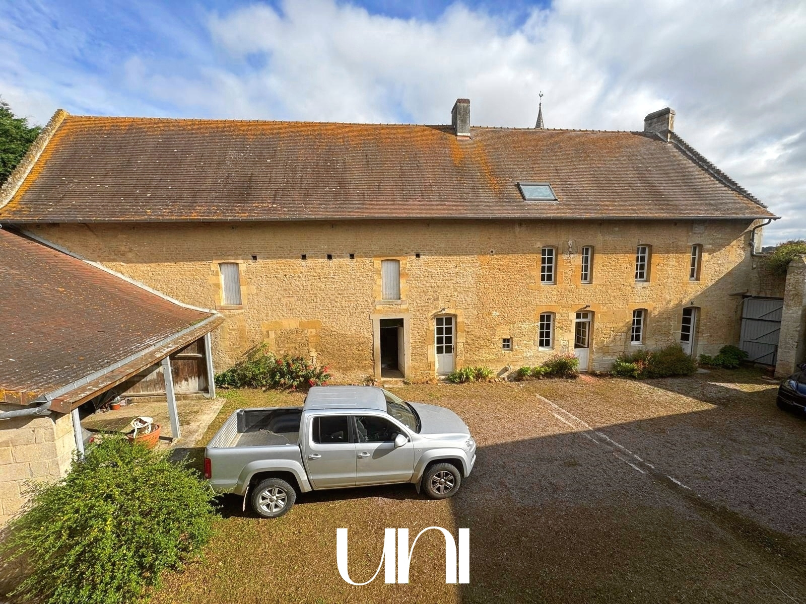 Corps de ferme à rénover - BIEVILLE BEUVILLE