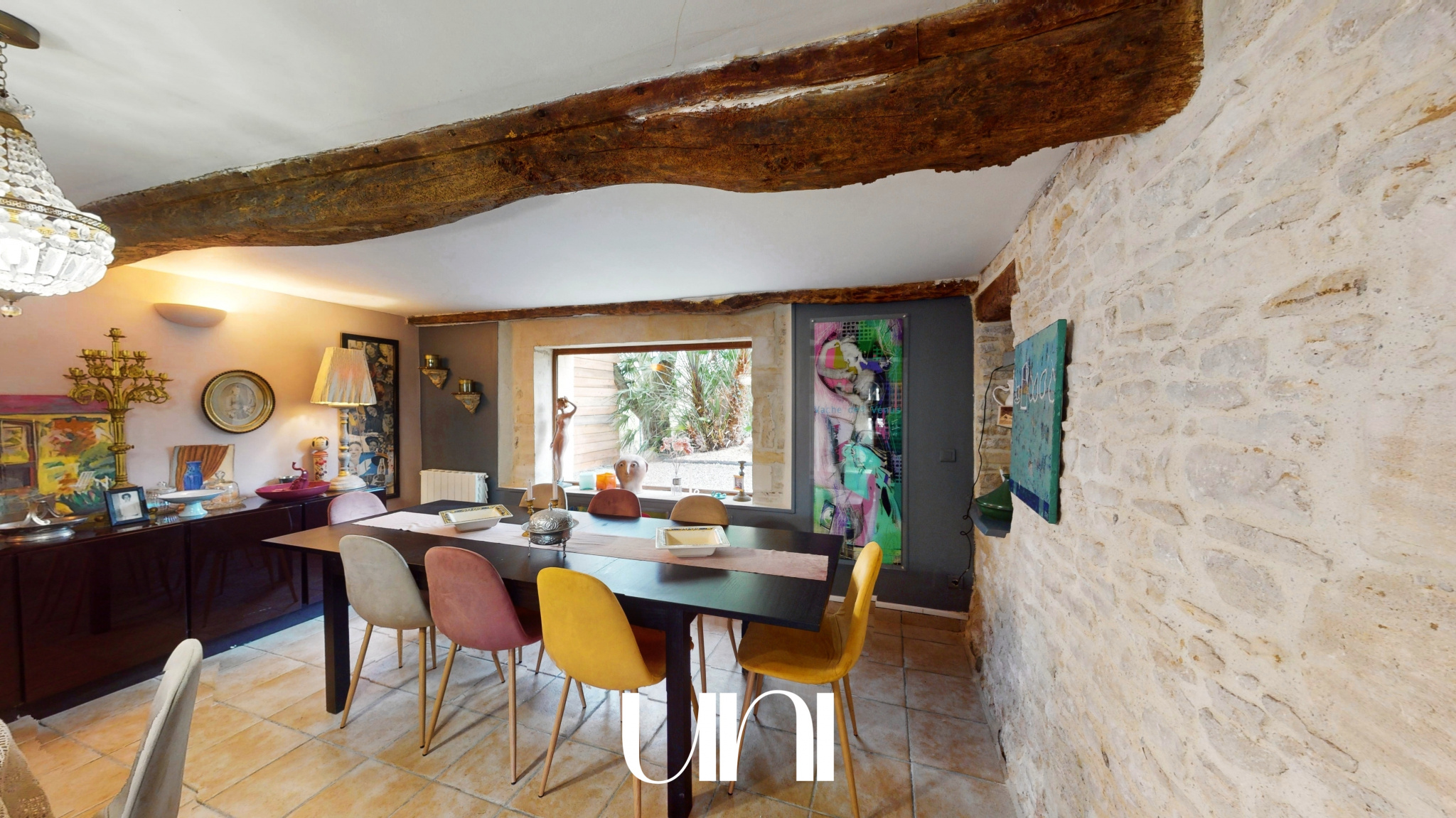 Coup de cœur ! Propriété 10 pièces de 208m2 sur une parcelle de 2700m2