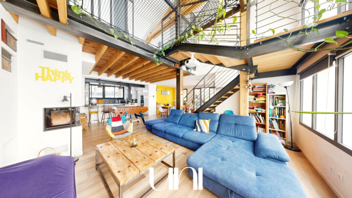 Maison type loft T5 177m2 au sol (163,5m2 habitables), avec terrasse grande dépendance et studio indépendant