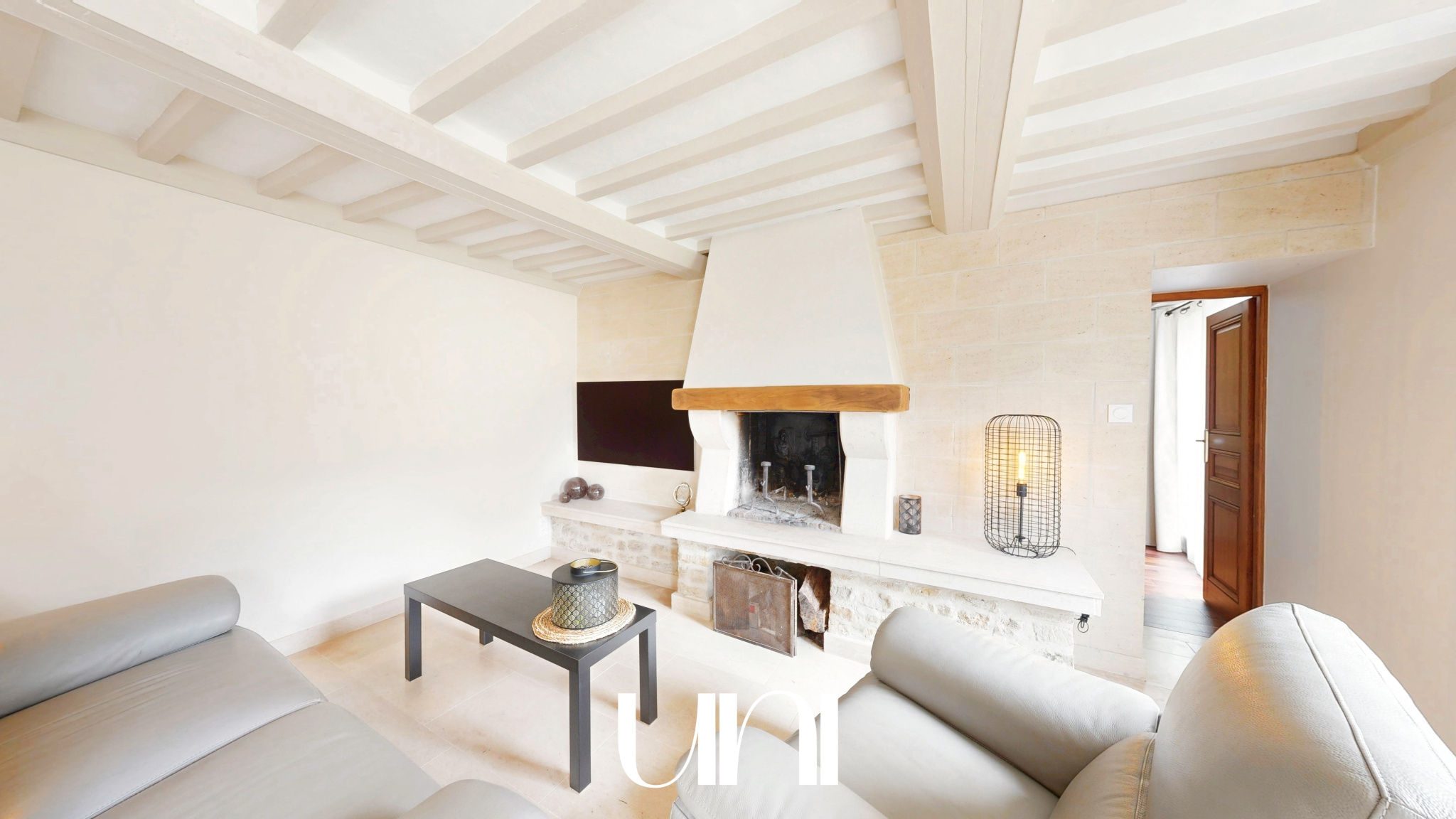 Maison T7 de 164 m2 avec terrain de 1382 m2