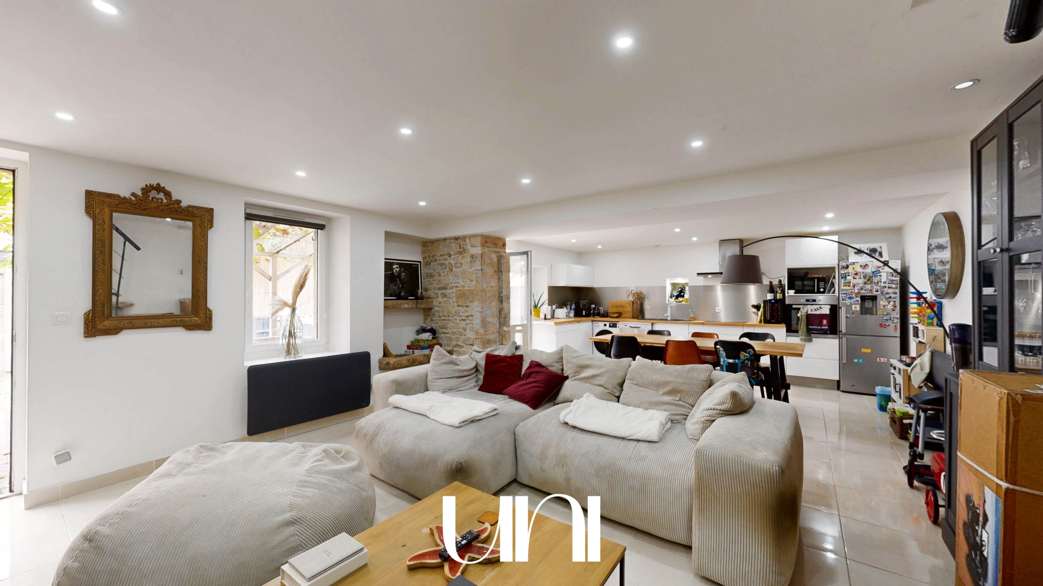 Maison T6 de 135 m2 sur parcelle de 261 m2