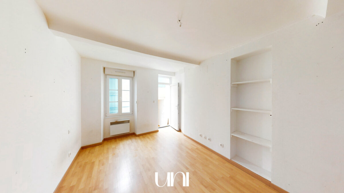 Murs commerciaux de 54 m2