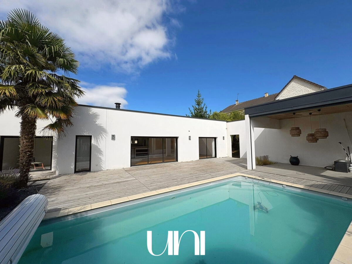 Maison T5 de 159m2 sur terrain de 1000m2