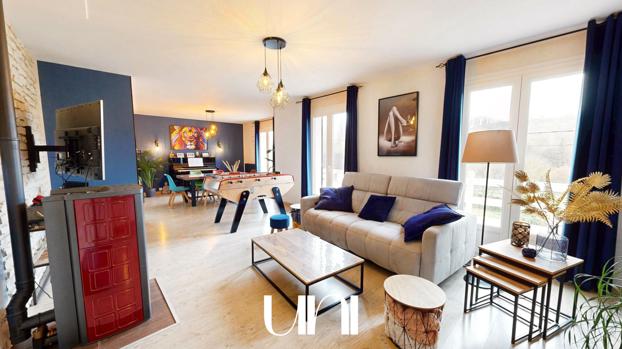 Maison T6 de 190 m2 sur terrain de 1400 m2 - FRESNEY LE PUCEUX