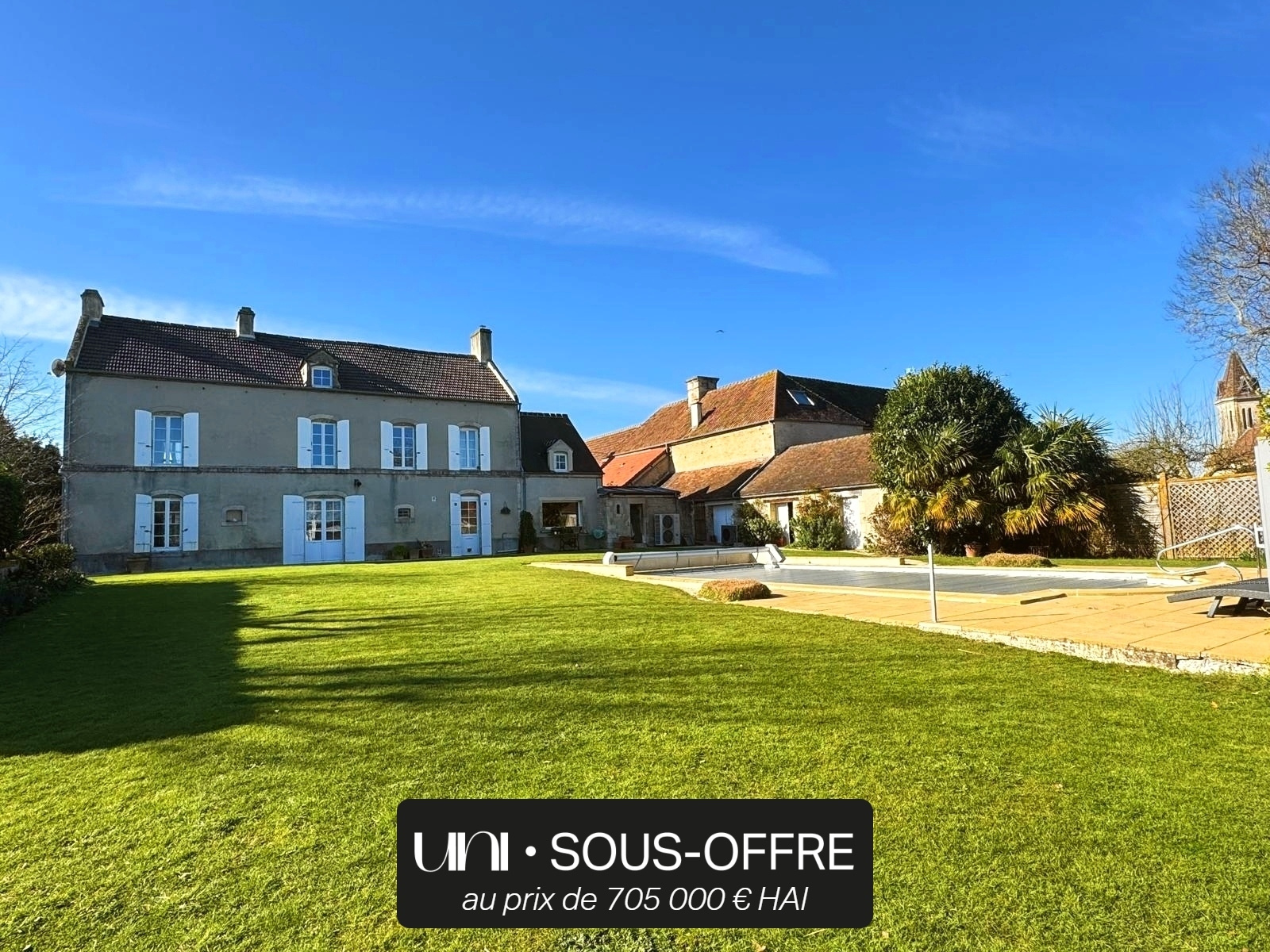 Maison T6 de 210m2 + dépendance T2 de 65m2 sur terrain de 2150m2