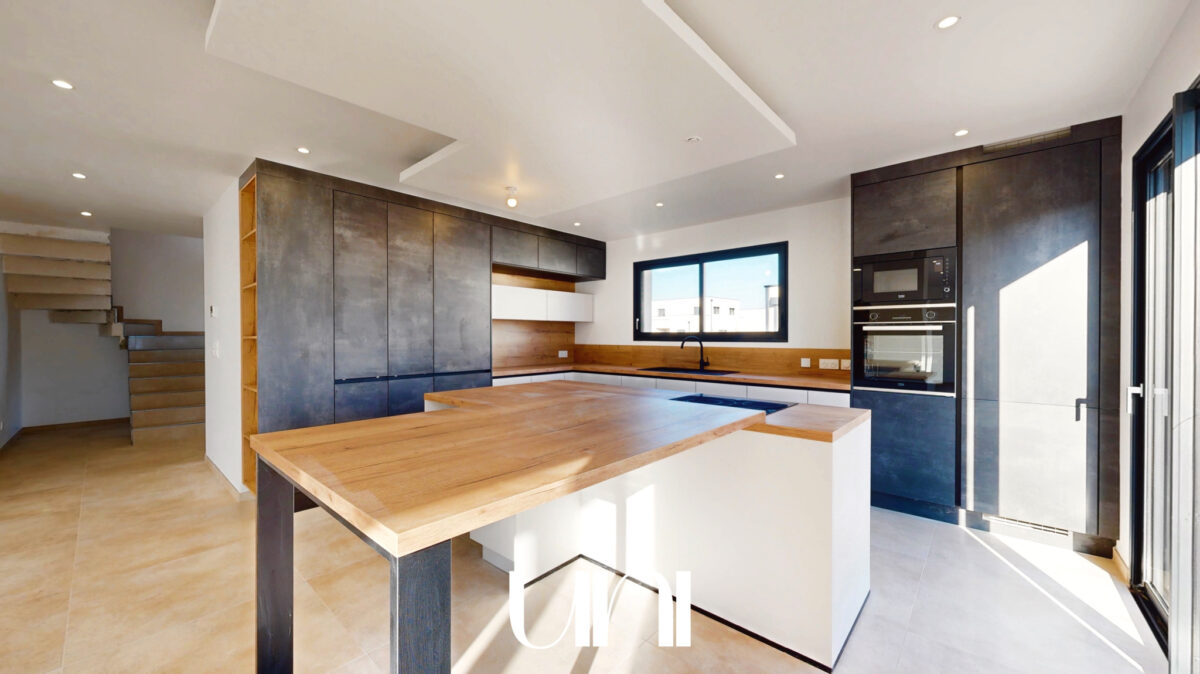 Maison neuve type T7 de 194,5m2