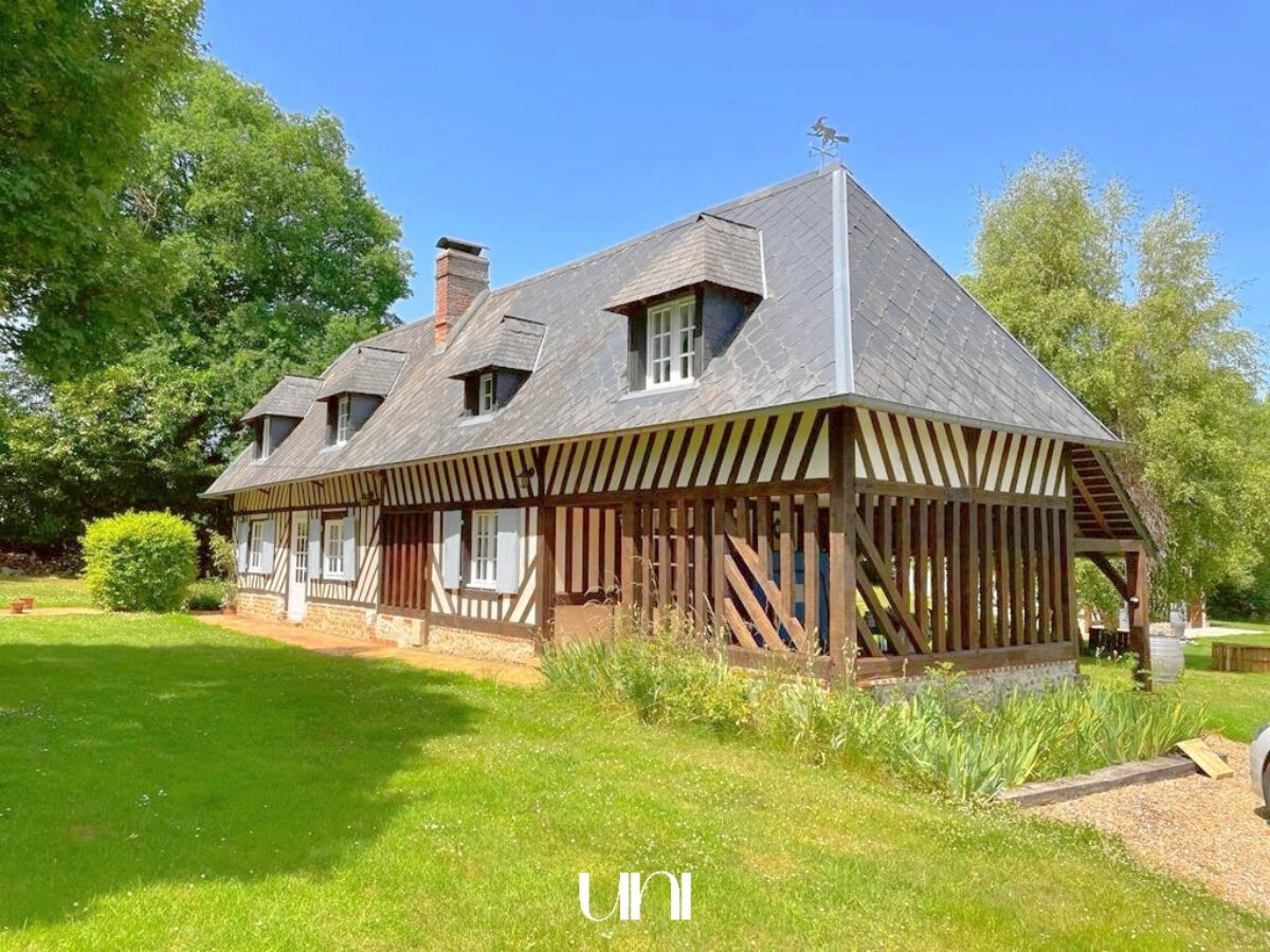 Magnifique Propriété de 310m2 sur parc arboré de 2,3 hectares