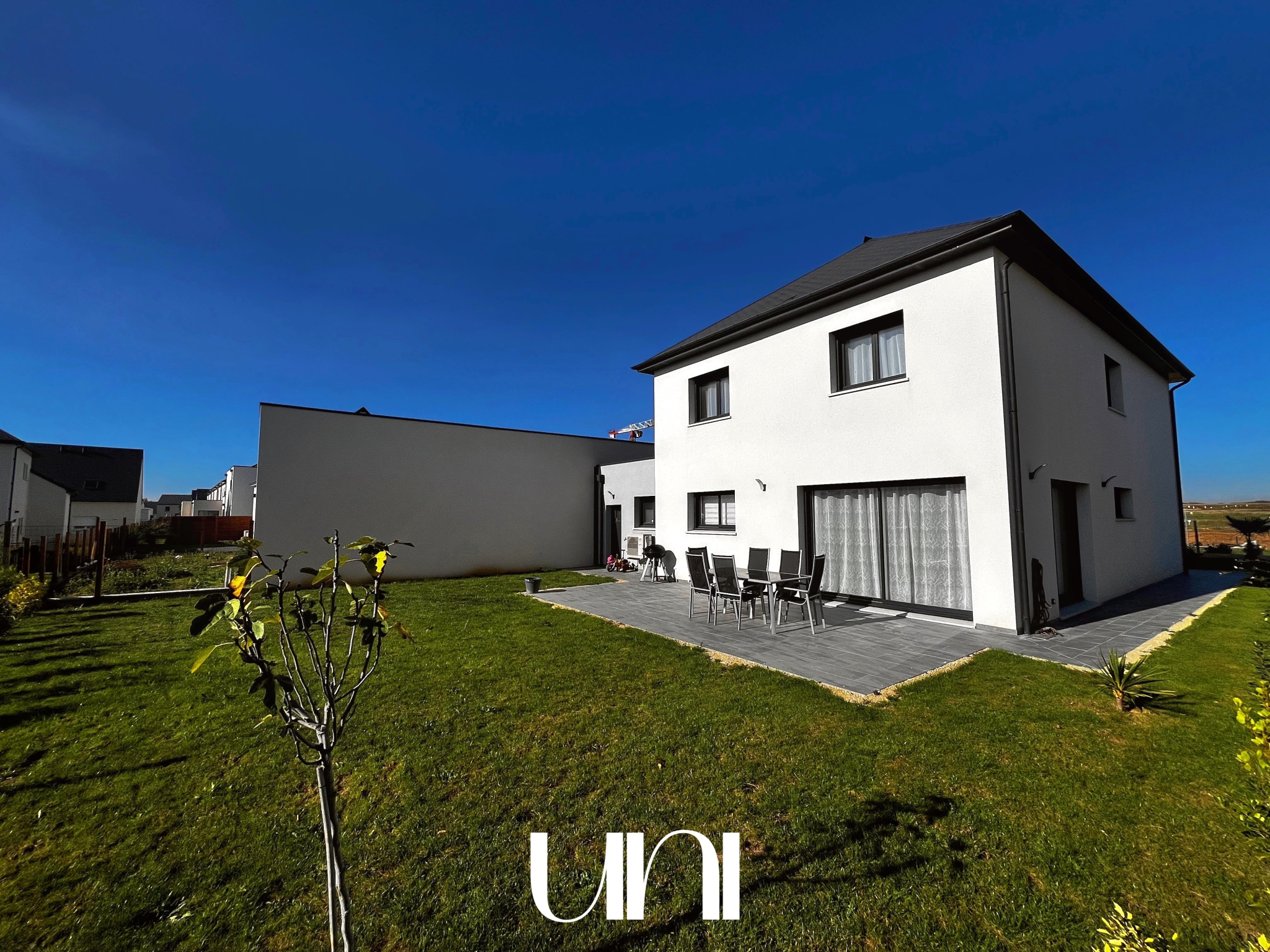 Maison neuve t6 de 164m2 sur un terrain de 489 m2