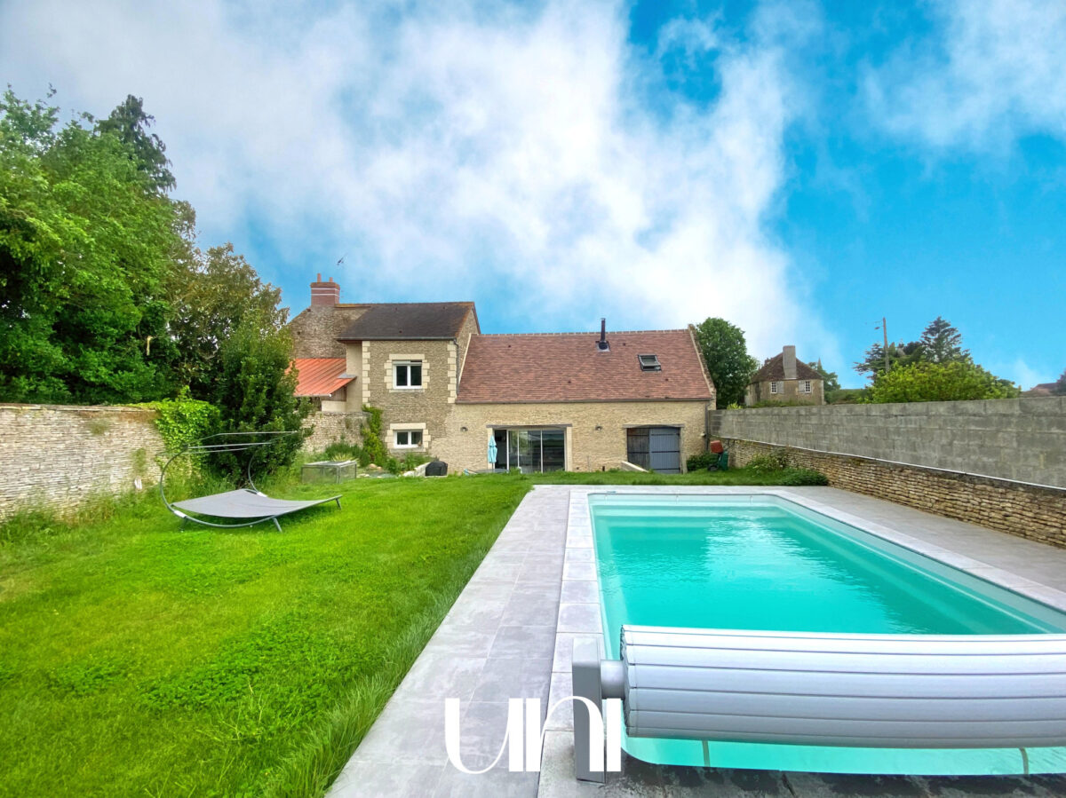 Maison T6 de 185m2 sur terrain de 1280m2