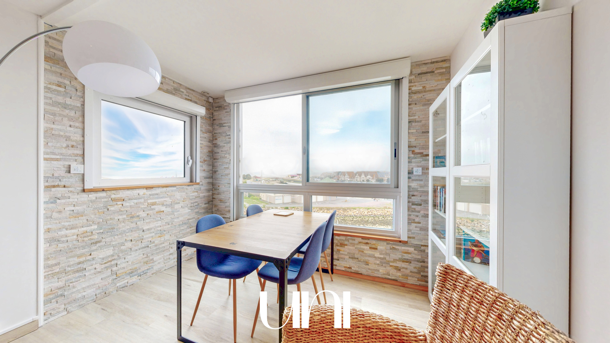 Appartement T2 de 45.46 m2 avec parking - COURSEULLES SUR MER