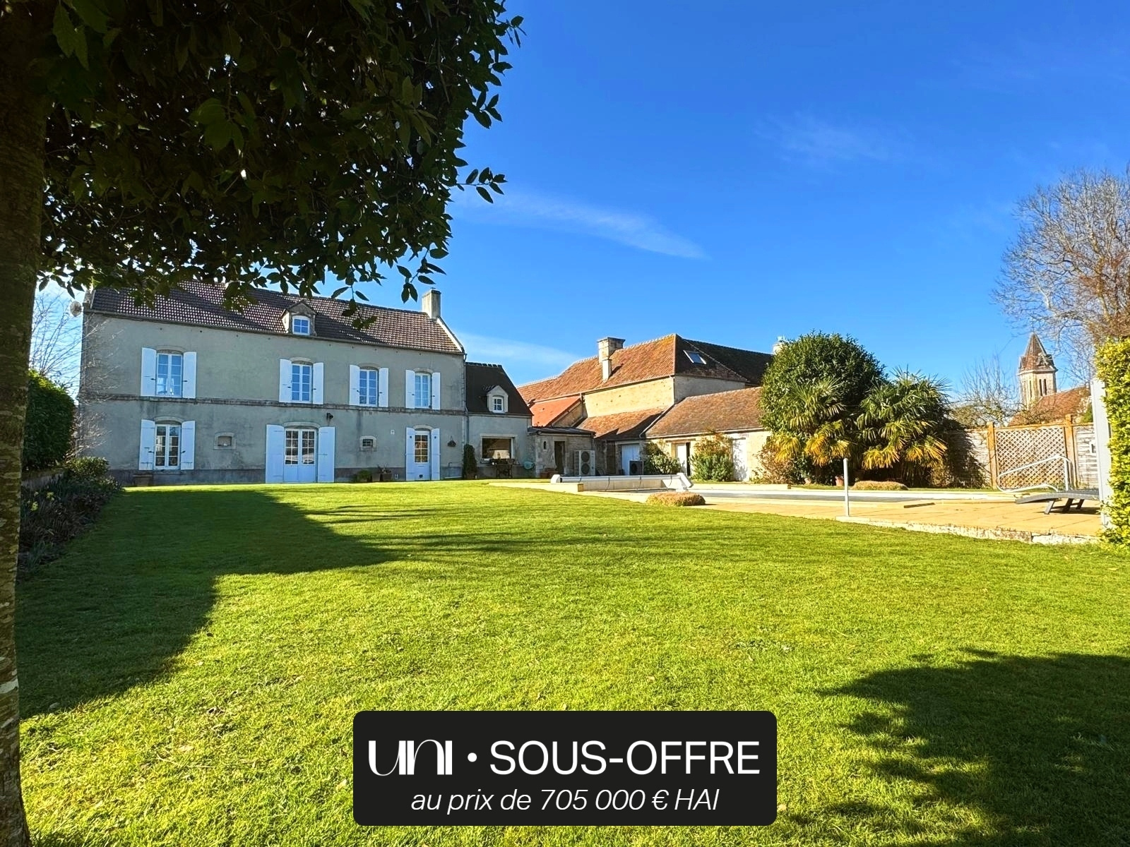 Maison T6 de 210m2 + dépendance T2 de 65m2 sur terrain de 2150m2