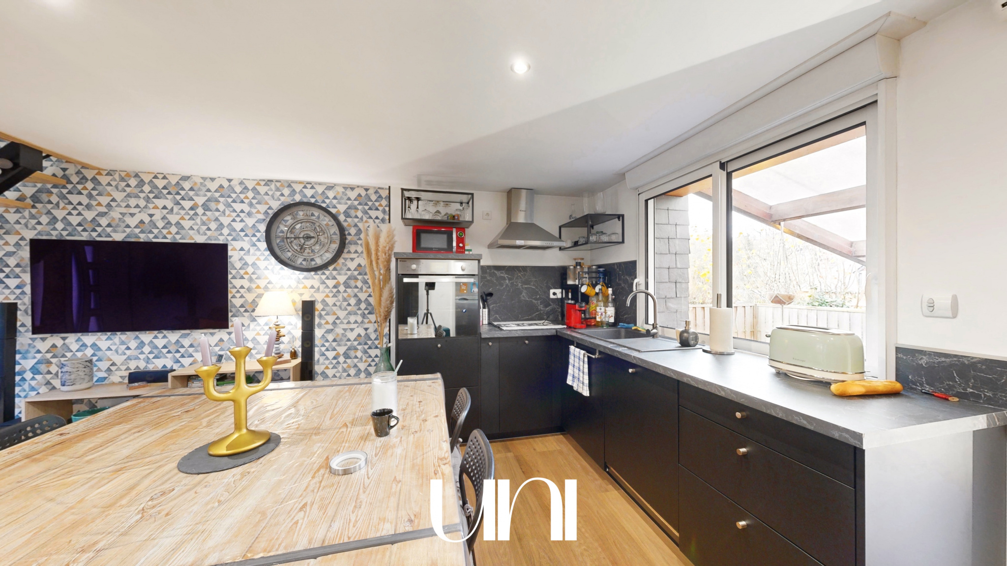 Maison de ville T4 de 61m2 avec petit jardin et terrasse rare à la vente