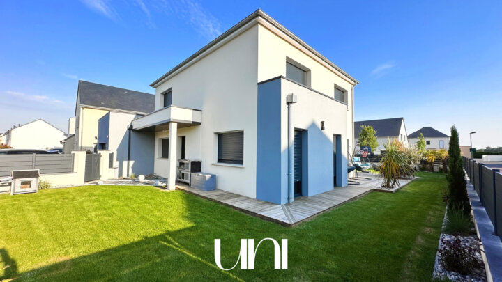 Maison 5 pièces de 131m2 à Mathieu