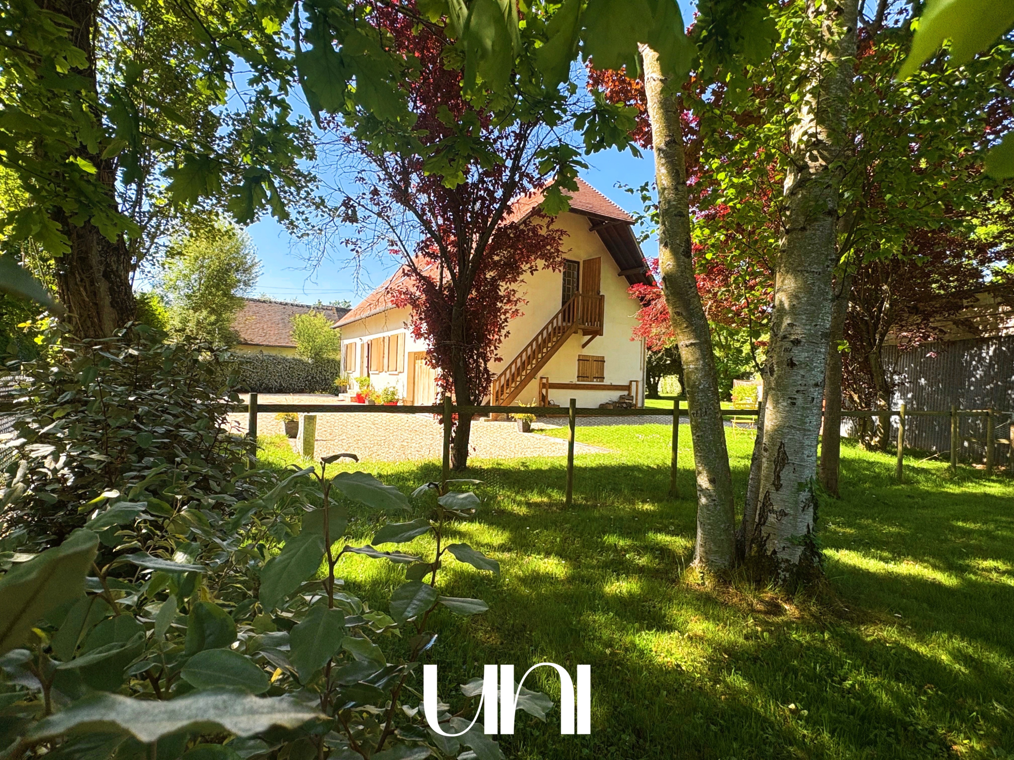 Maison T7 de 142 m2 à Saint-Étienne-la-Thillaye