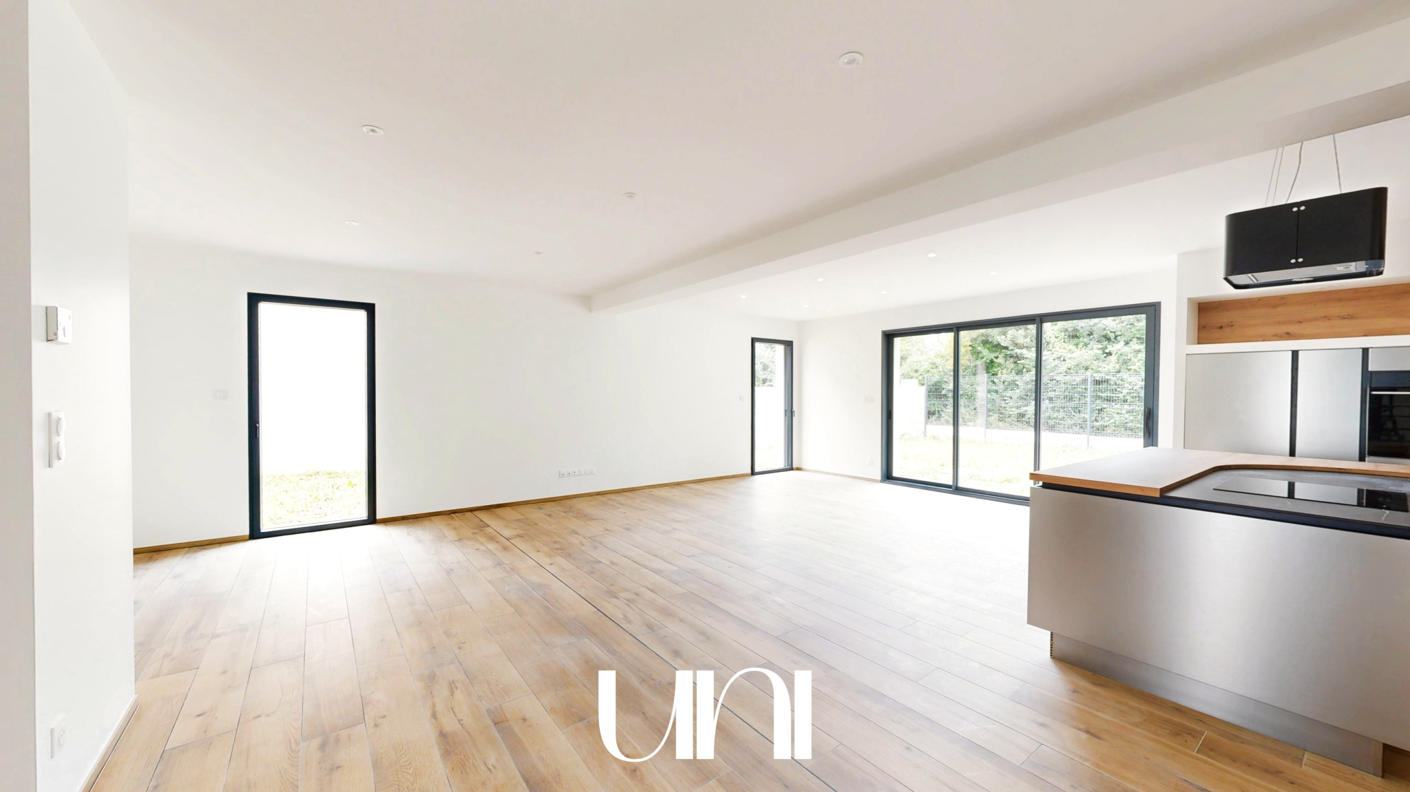 Maison 6 pièces de 164m2 sur une parcelle de 485m2