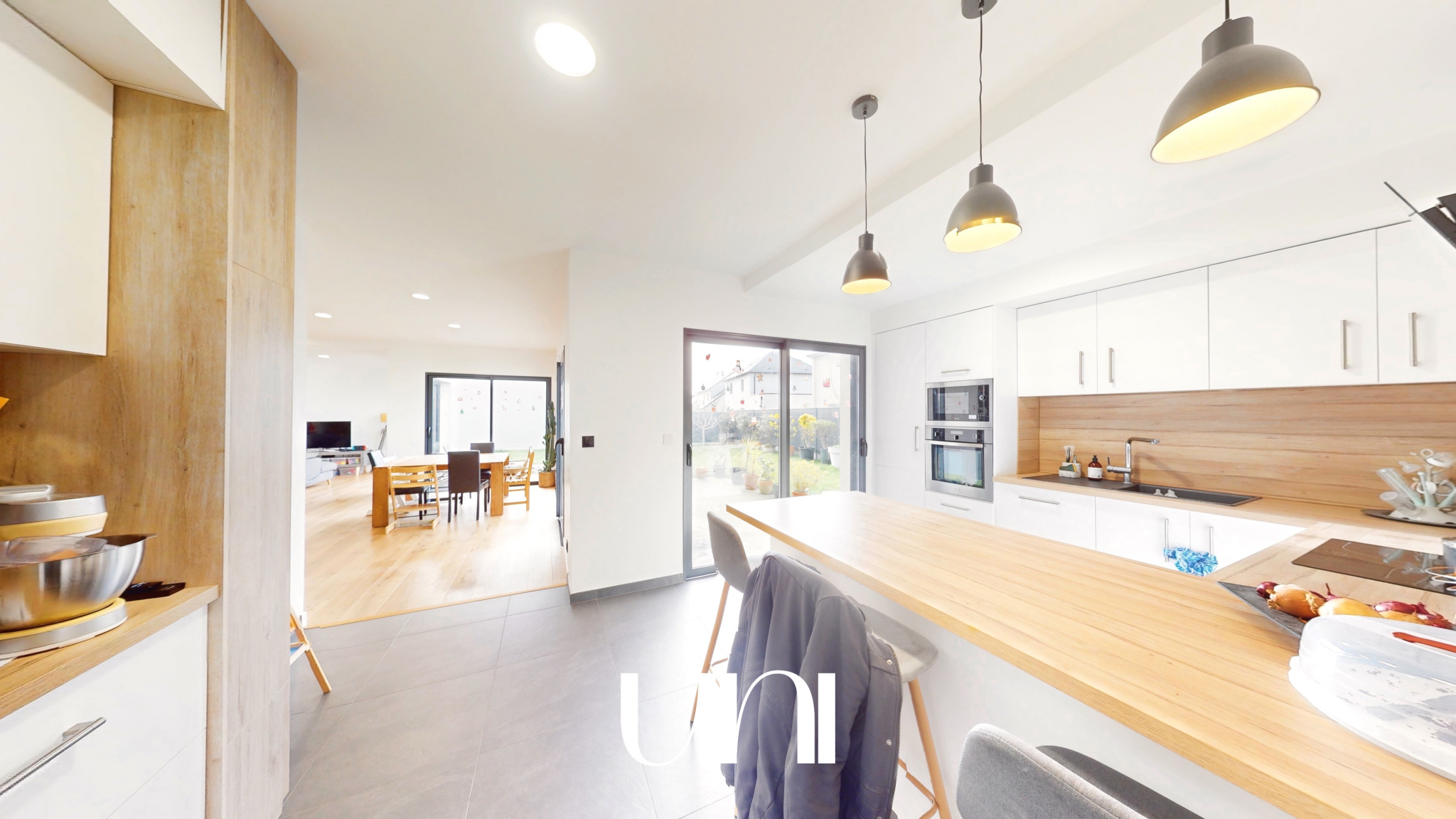 Maison T5 de 174m2 sur un terrain de 500m2