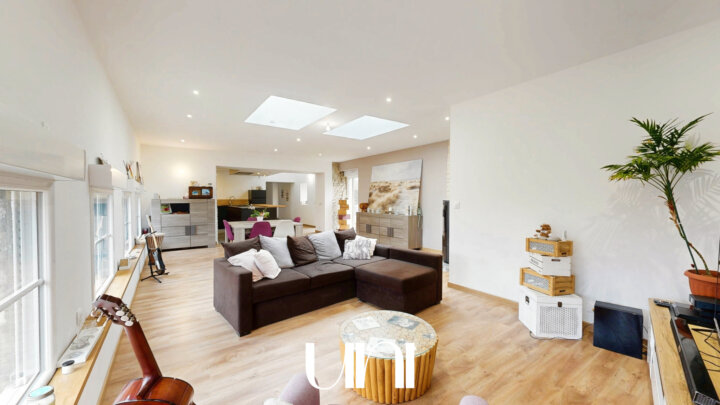 Maison de 210 m2 à GONNEVILLE-EN-AUGE