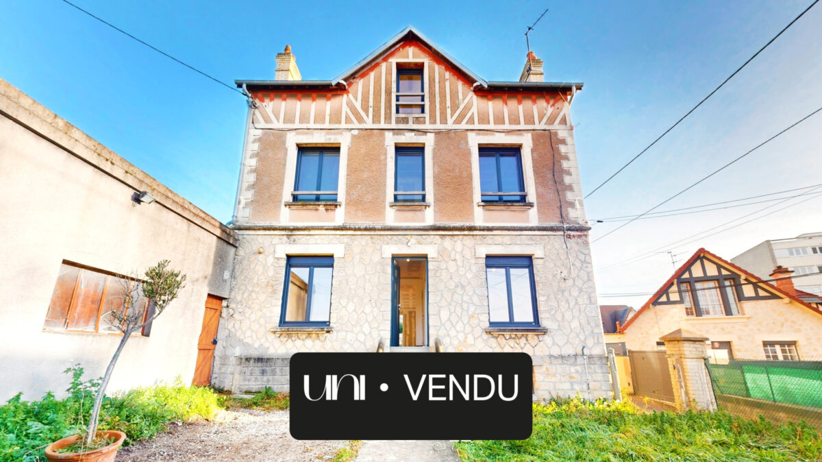 Maison BBC T6 de 147m2 avec dépendances et garage sur un terrain de 620m2