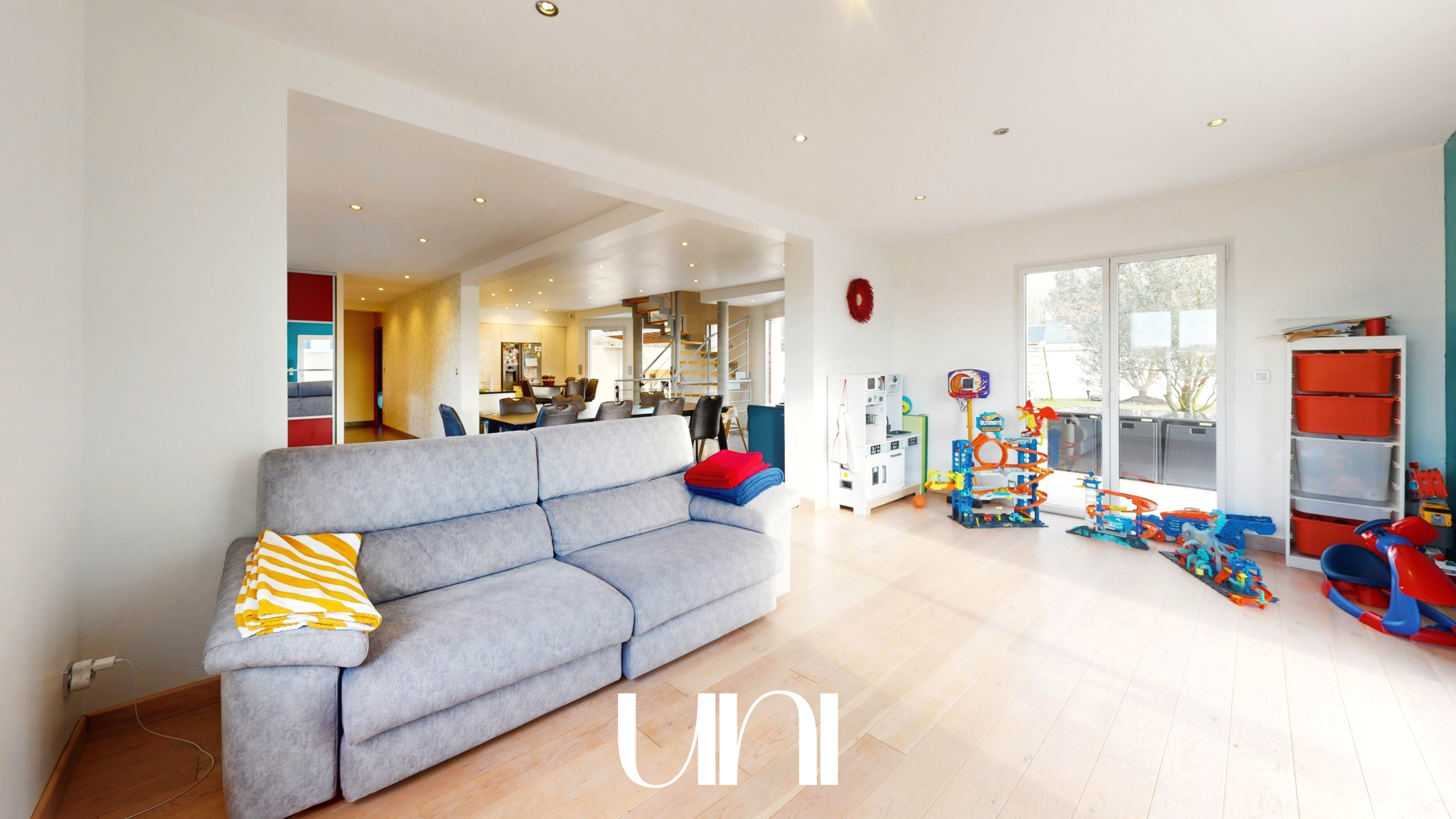 Maison T7 de 240 m2 sur 1200m2 de terrain