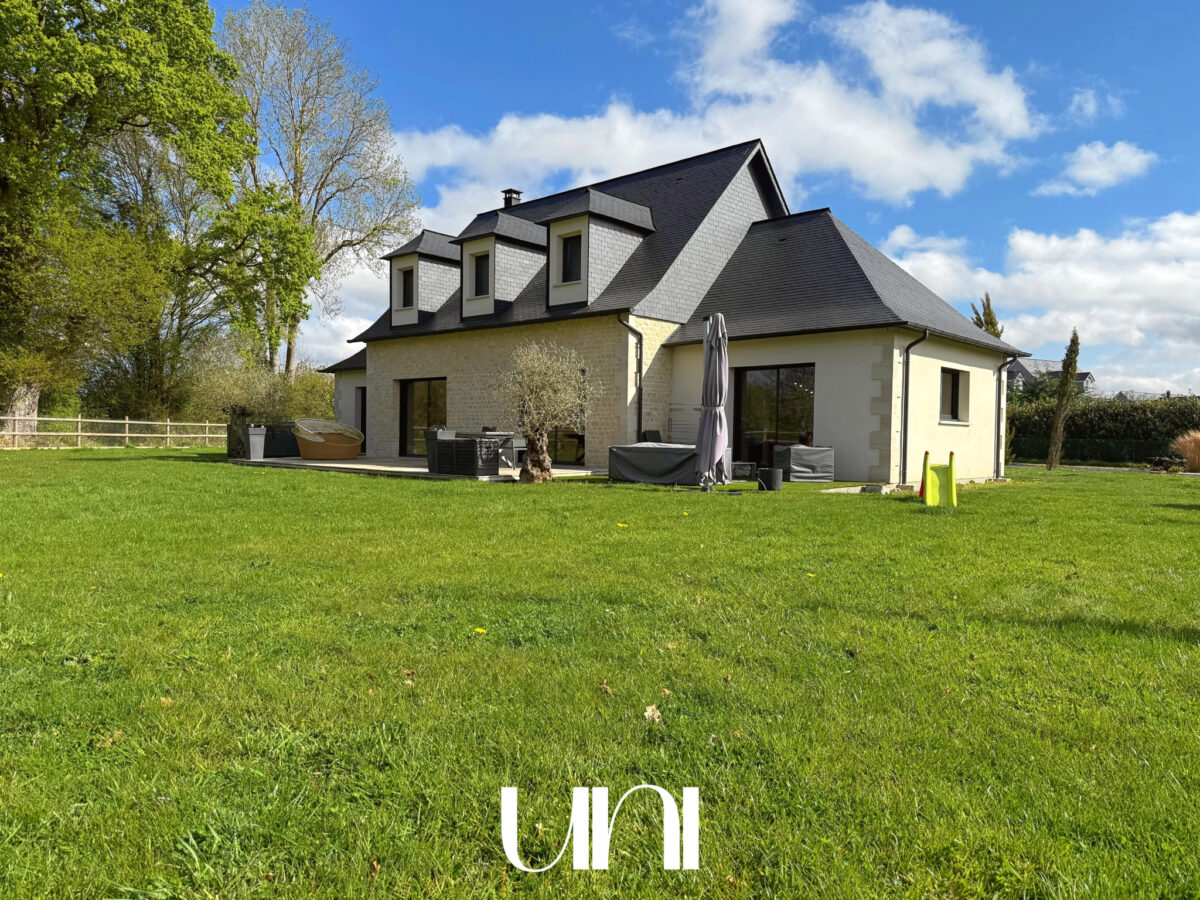 Maison T8 de 217m2 sur 5410 M2 de terrain