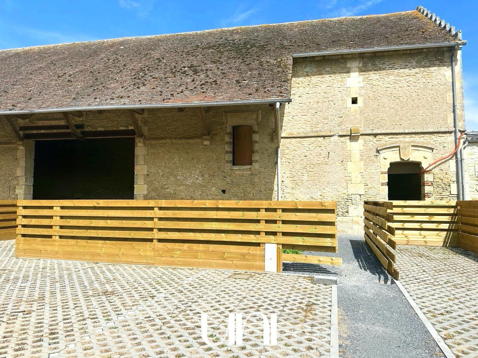 Grange de 200m2 à rénover en projet de loft