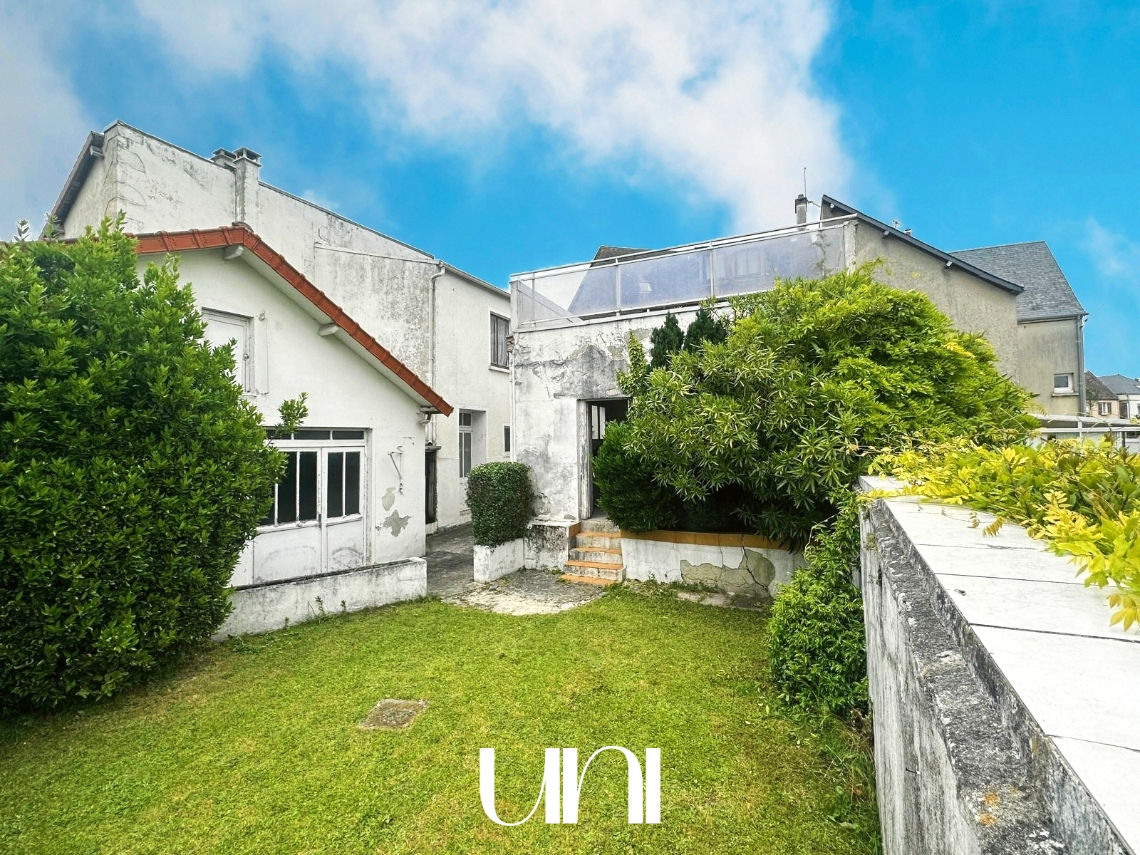 Maison T10 de 300m2 + garage de 150m2 sur terrain de 530 m2 - Caen