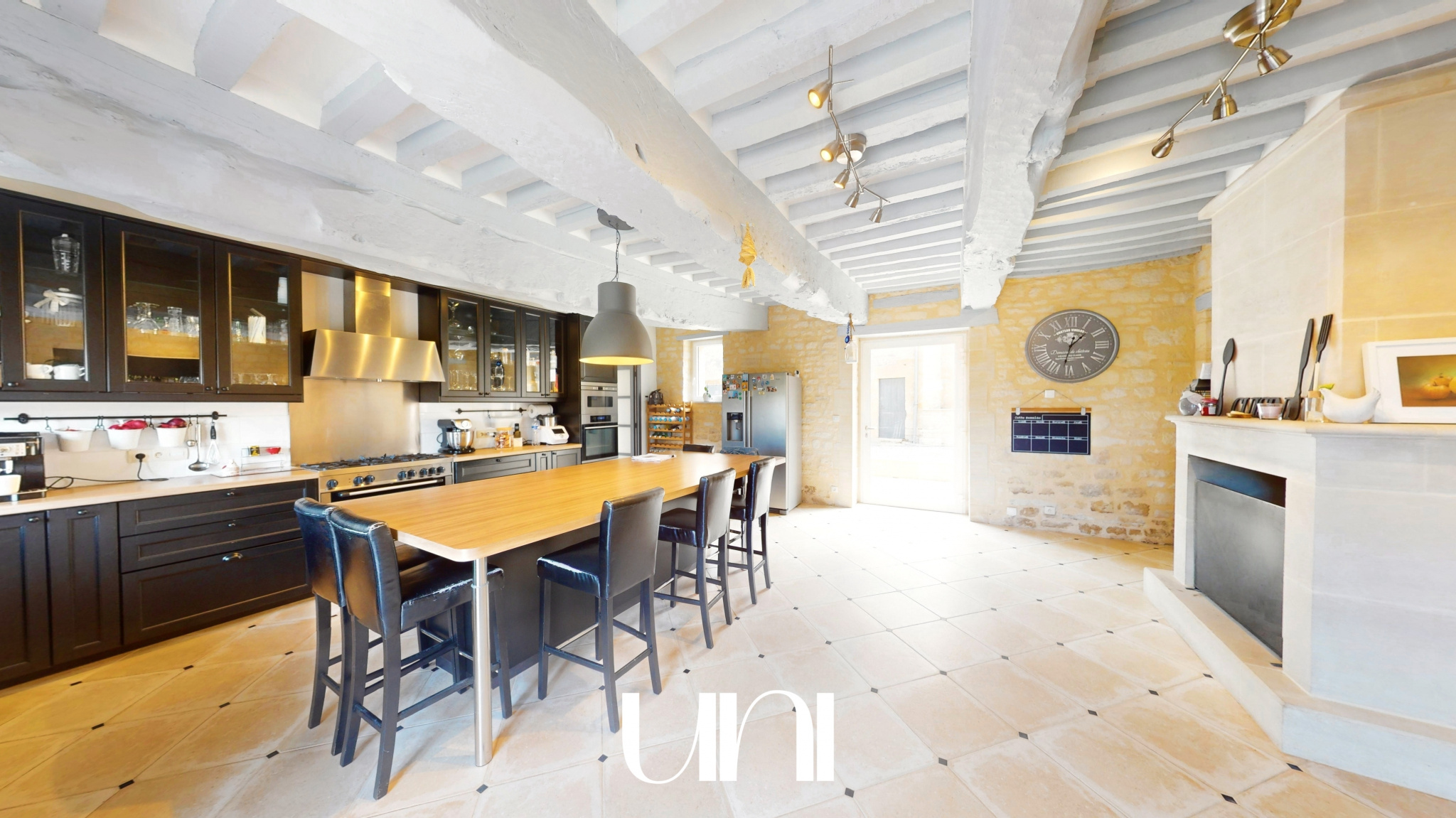 Propriété d'exception de 537 m2 avec 4,6 hectares