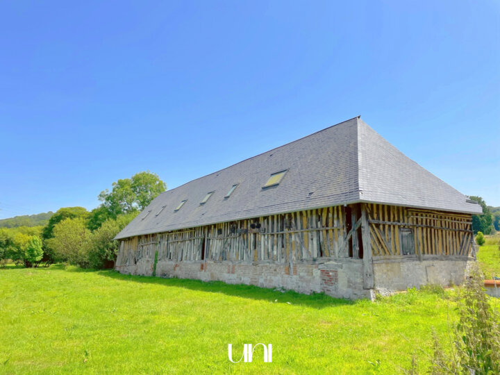 Ancien pressoir en Colombages à rénover