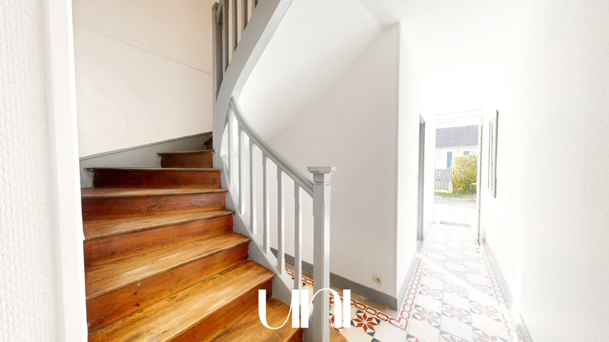 Maison T4 de 77 m2 avec jardin 100 mètres de la plage