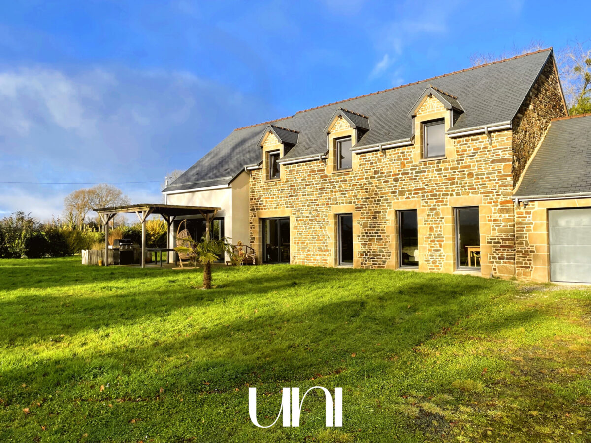 Très belle maison T7 de 185m2 sur 3550m2 de terrain