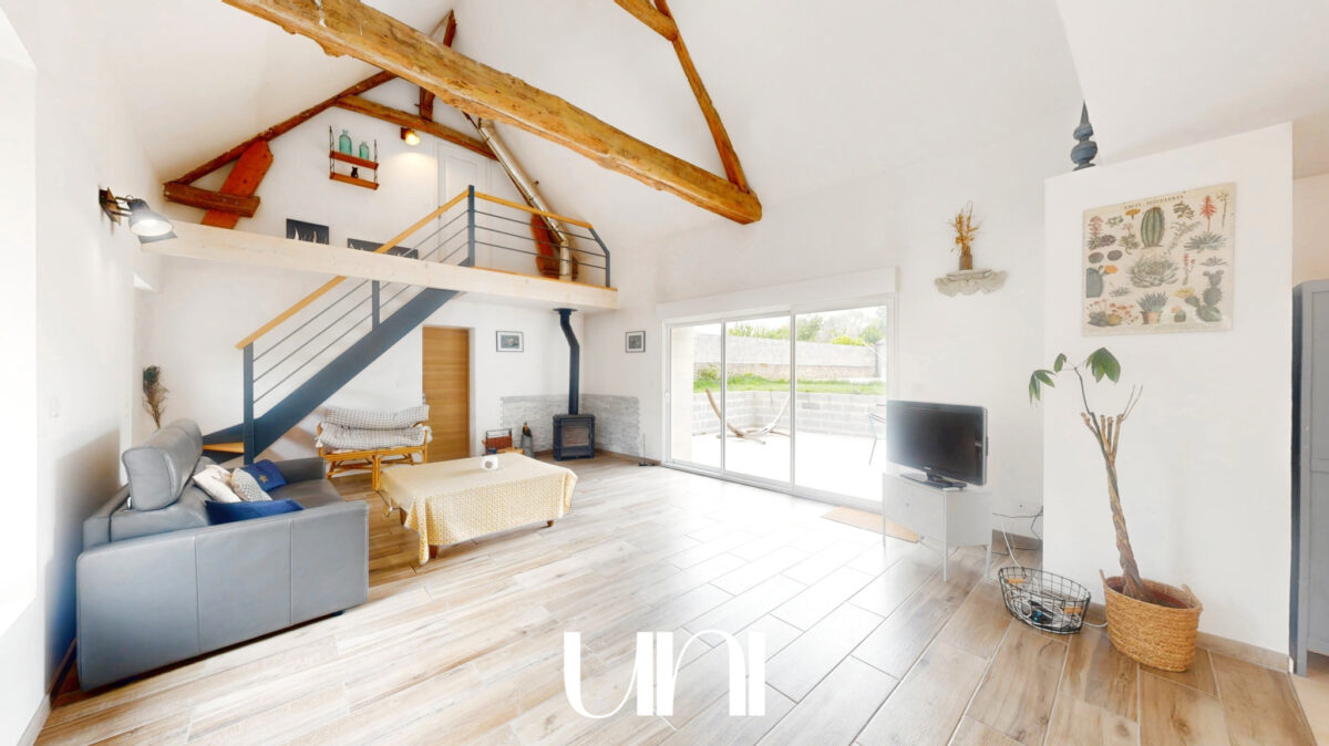 Maison T6 de 185m2 sur terrain de 1280m2