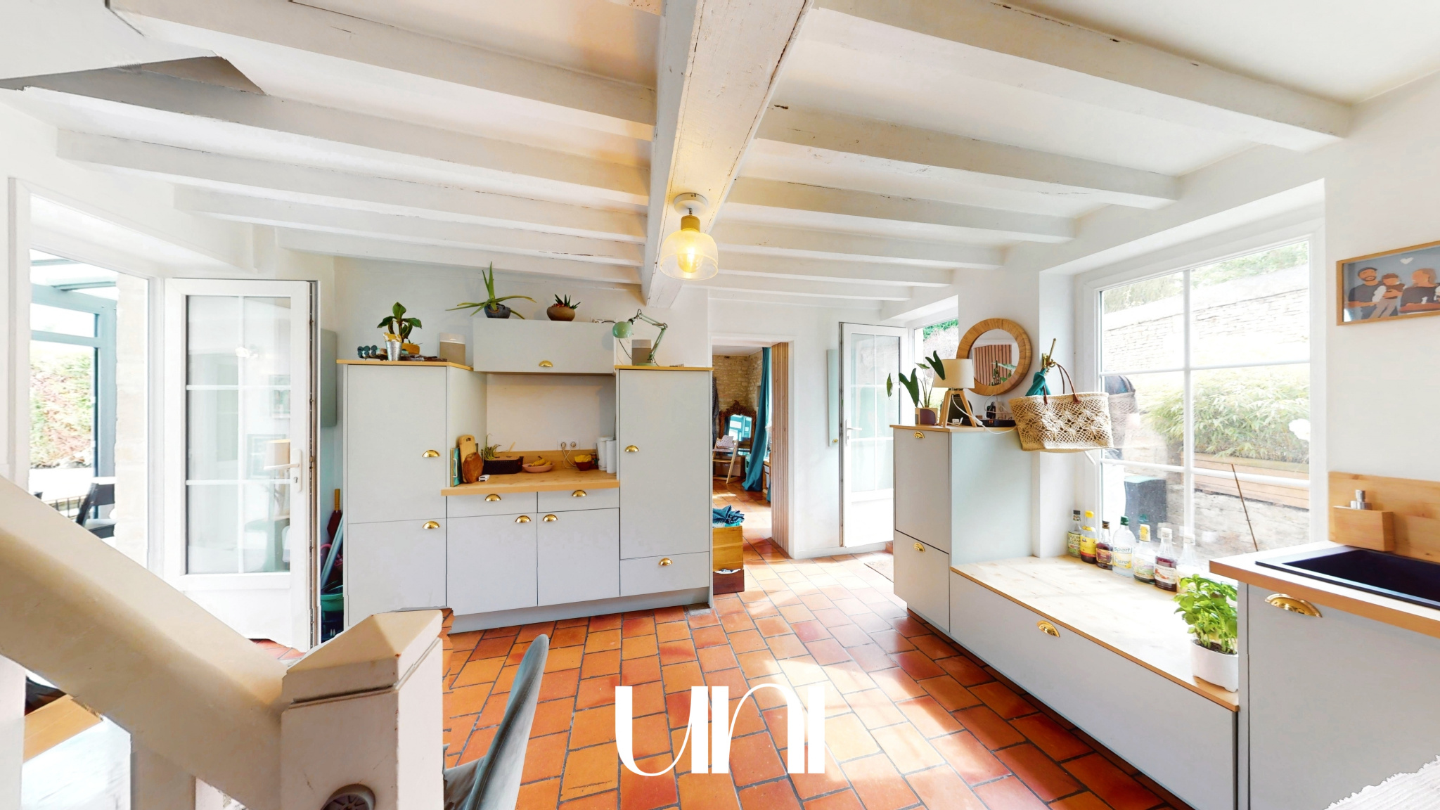 Maison T5 de 115 m2 sur terrain de 200 m2 - MATHIEU