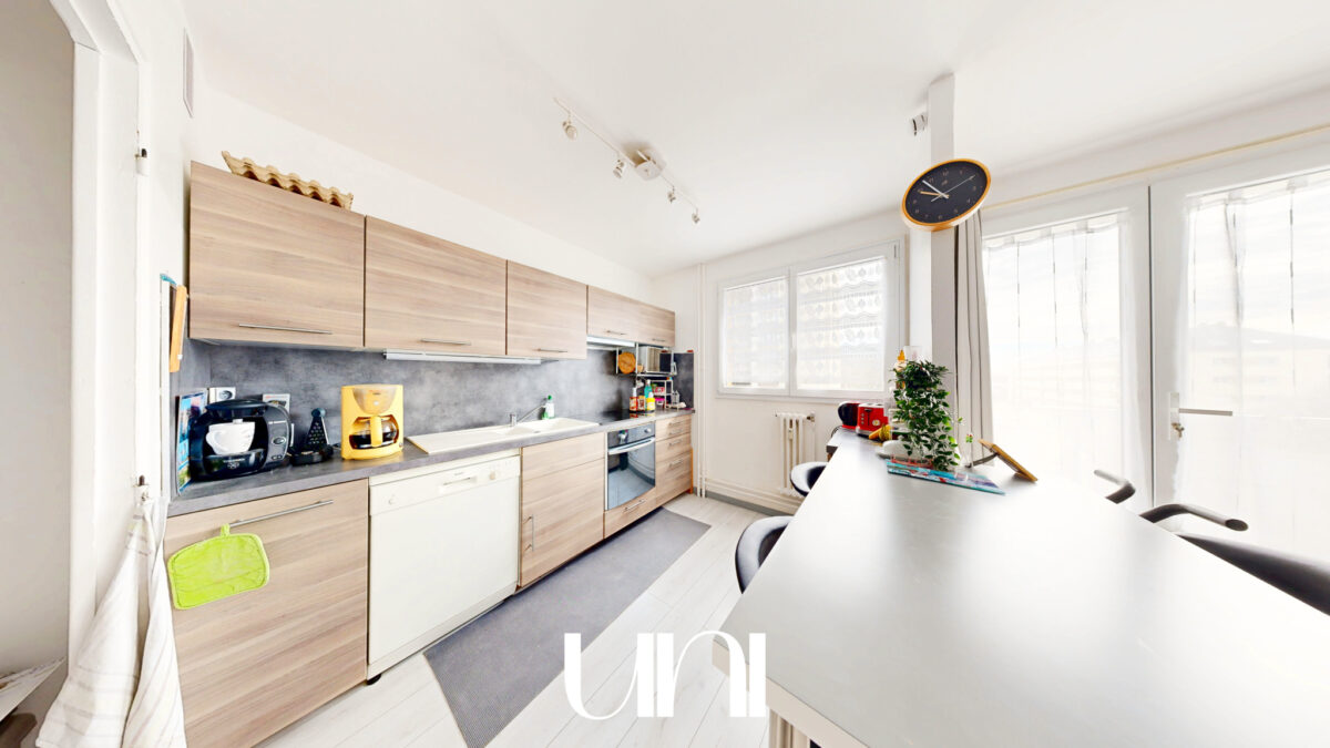 En exclusivité, joli appartement de 48m2 avec balcon et place de parking