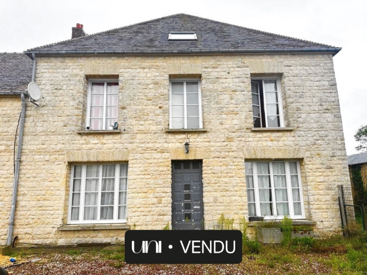 2 maisons et une grange à rénover - Putot-en-Bessin